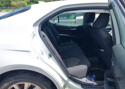 2022 Toyota Camry Le from USA, damaged, VIN 4T1C11AK2NU001811